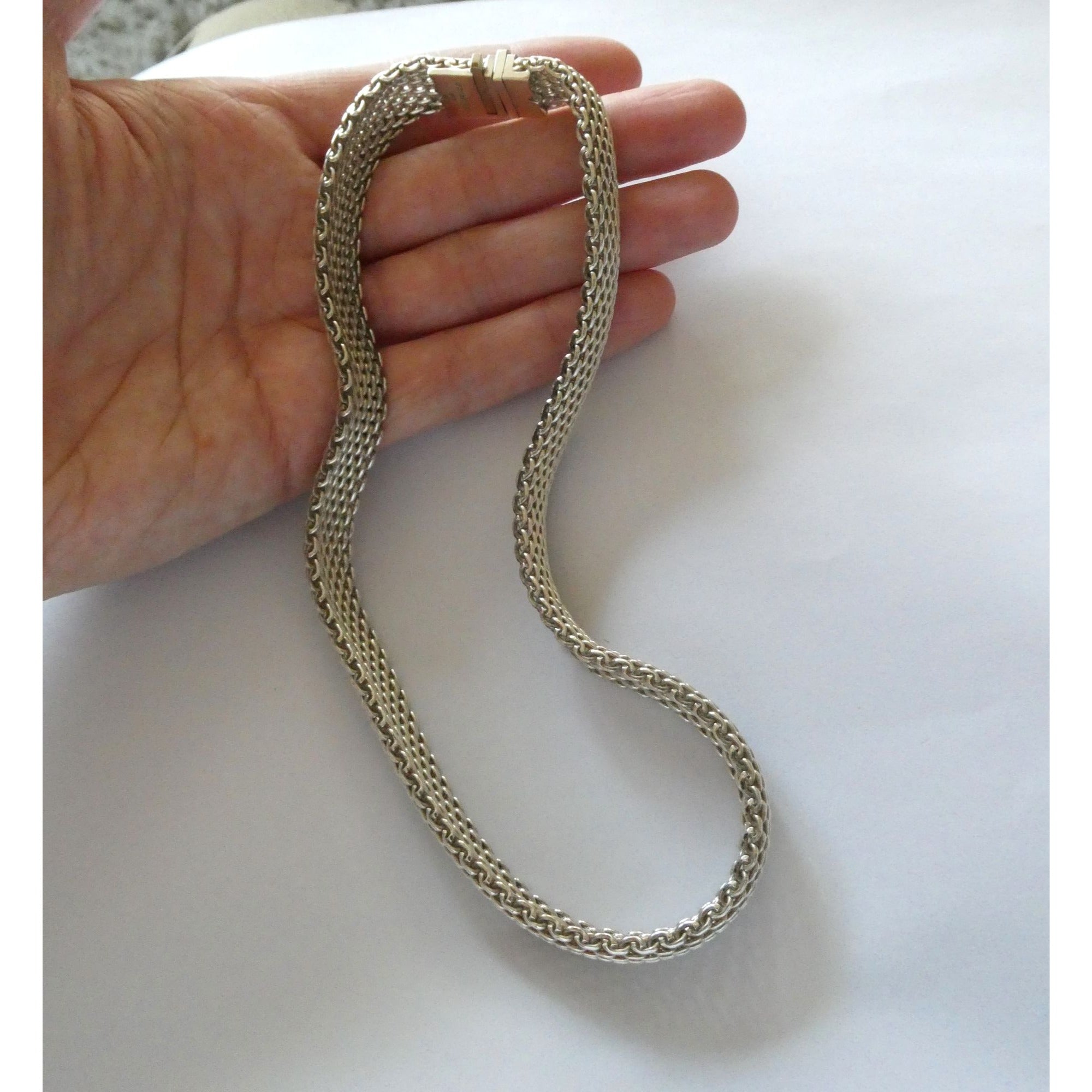 Tiffany and Co Somerset Sterling Silver Mesh Chain Necklace Choker 925 17 Inches