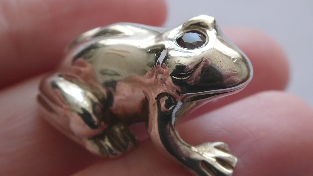 Vilmain and Klinger V+K Sterling Silver Garnet Gem Frog Miniature Figurine 21g