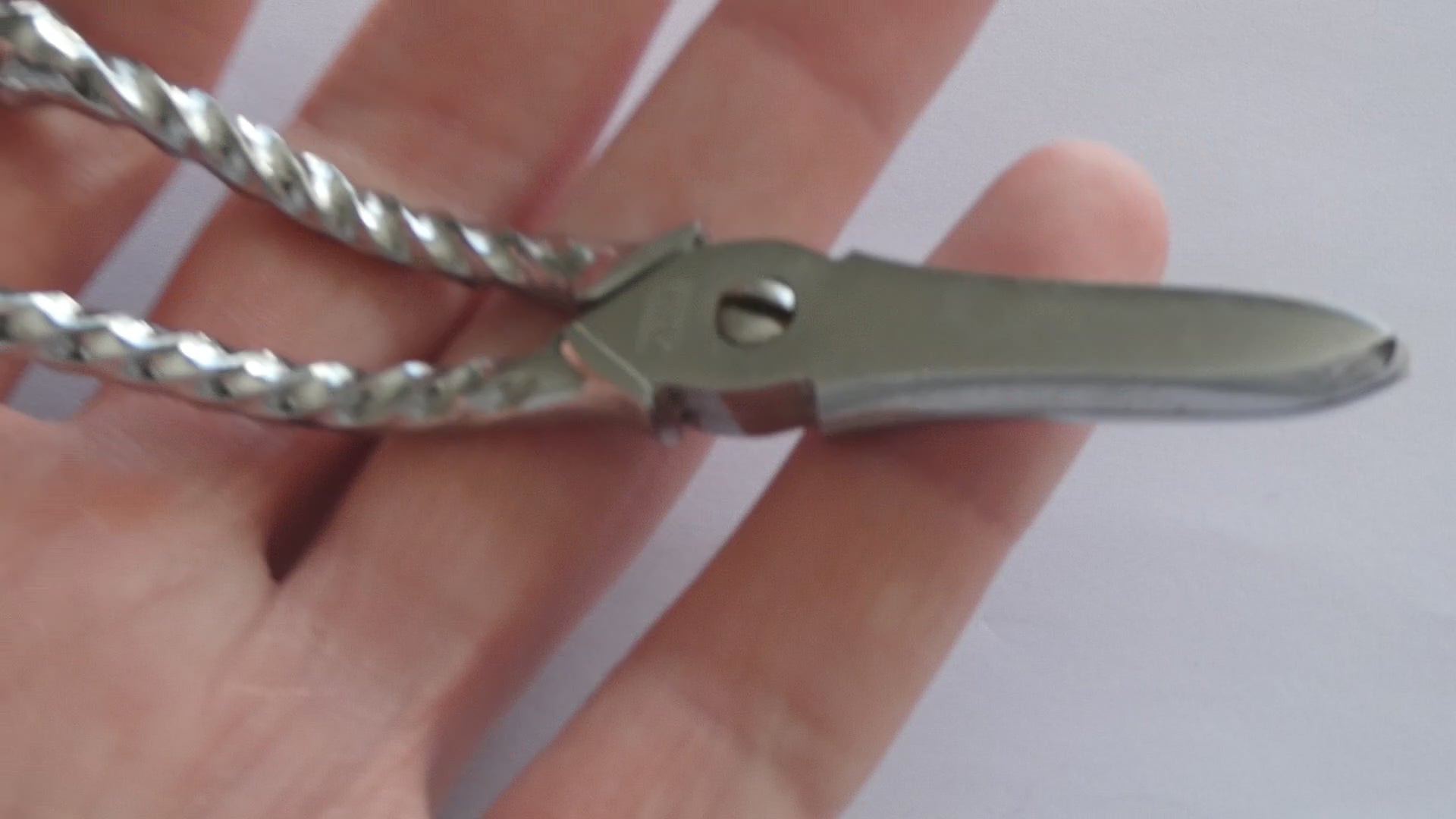 Vintage Hoffritz NY Chromo Pinking Shears 5 Inch Length 47.1 Grams Weight
