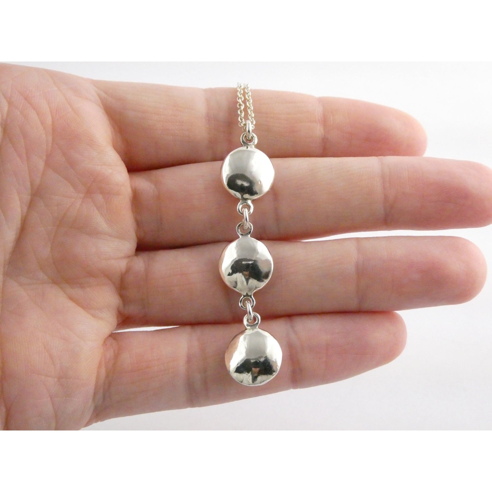 Tiffany and Co Sterling Silver Triple Disk Drop Pendant Necklace 12.1g 16.5 In