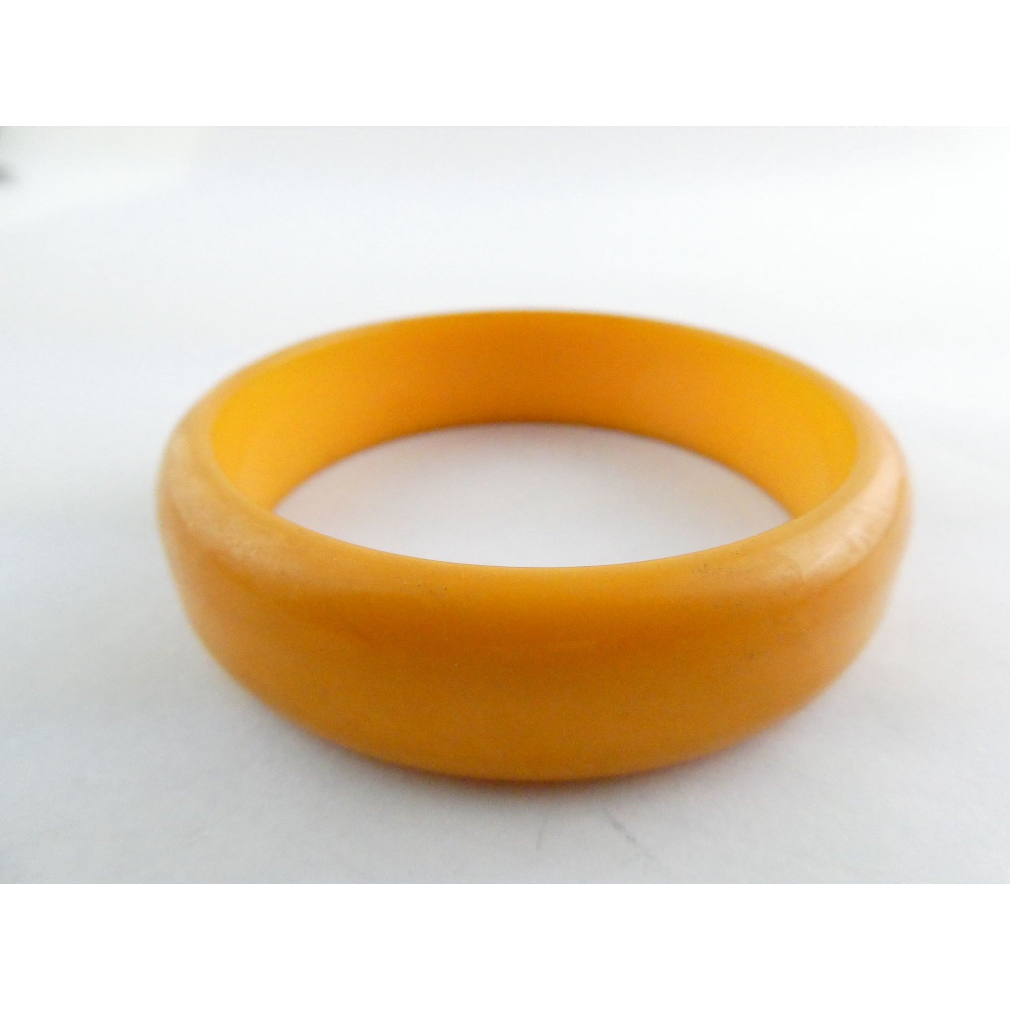 Vintage Bakelite Bangle Bracelet Bright Orange 8 Inches 29.3 Grams Weight