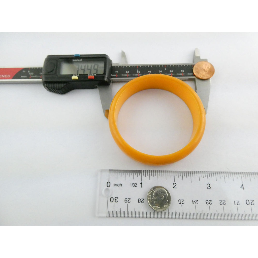 Vintage Bakelite Bangle Bracelet Bright Orange 8 Inches 29.3 Grams Weight