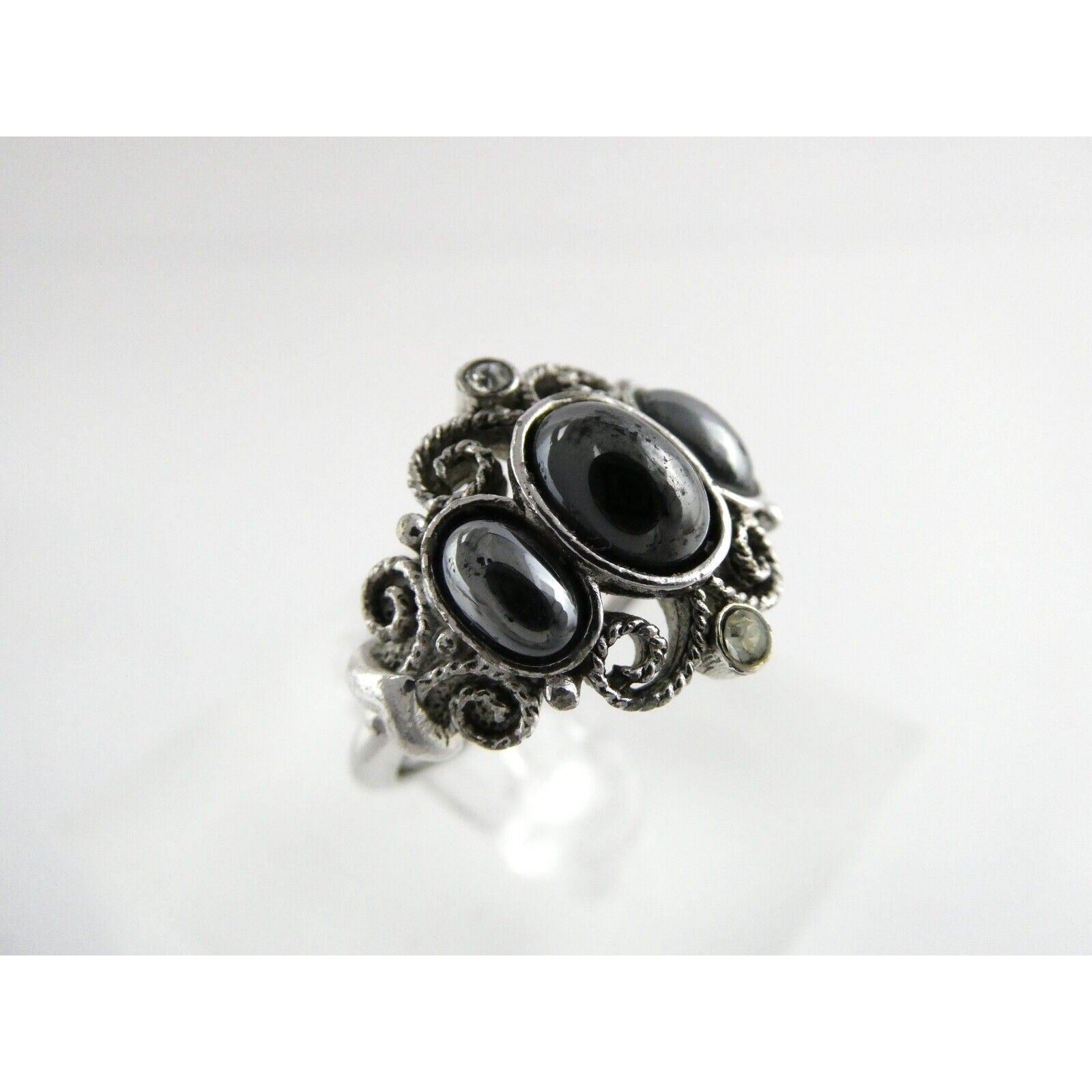 Avon Silvertone Metal and Hematite Ring Adjustable Size 4.5g Weight