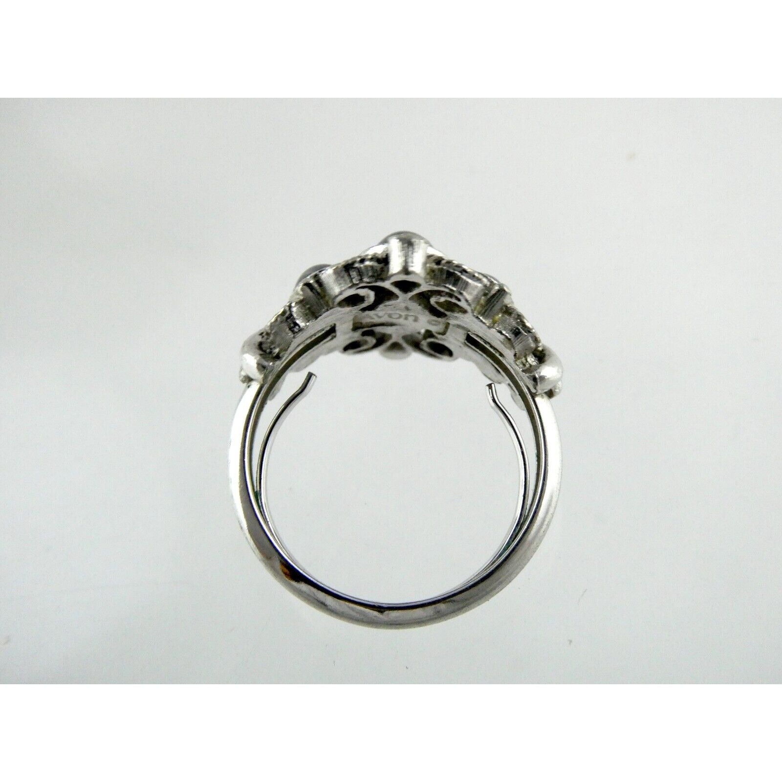 Avon Silvertone Metal and Hematite Ring Adjustable Size 4.5g Weight