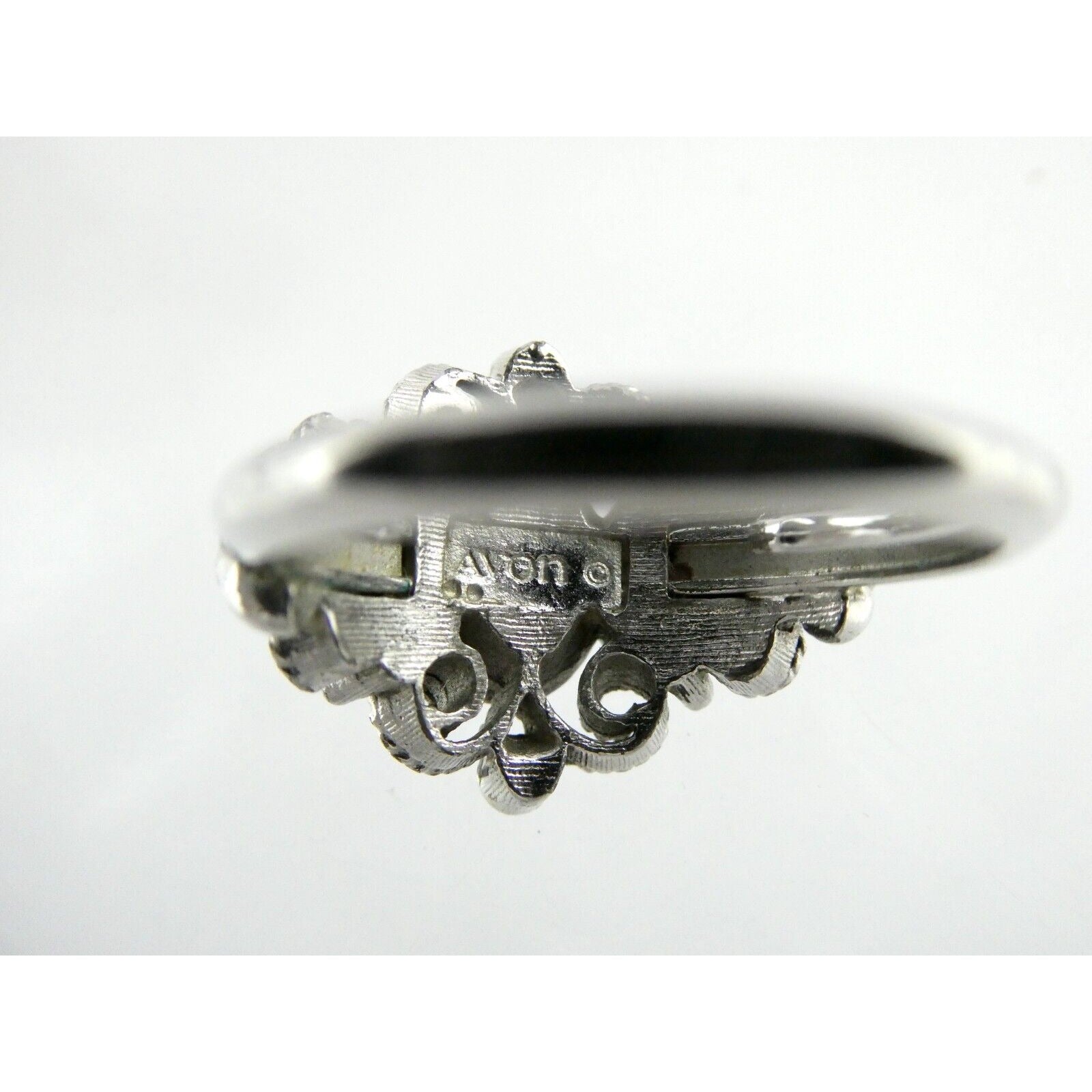Avon Silvertone Metal and Hematite Ring Adjustable Size 4.5g Weight