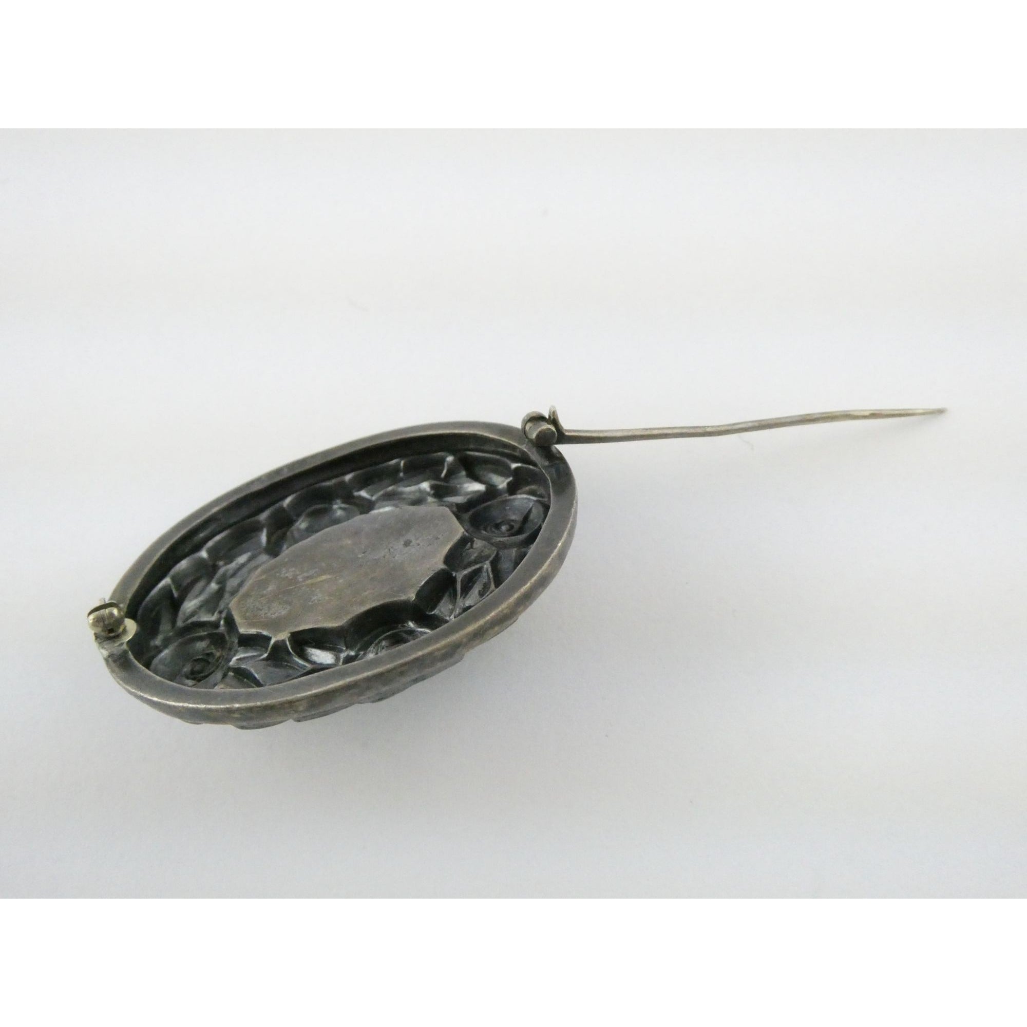 Theodor Fahrner Jugendstil Art Nouveau 935 Silver Rose Border Chrysoprase Brooch