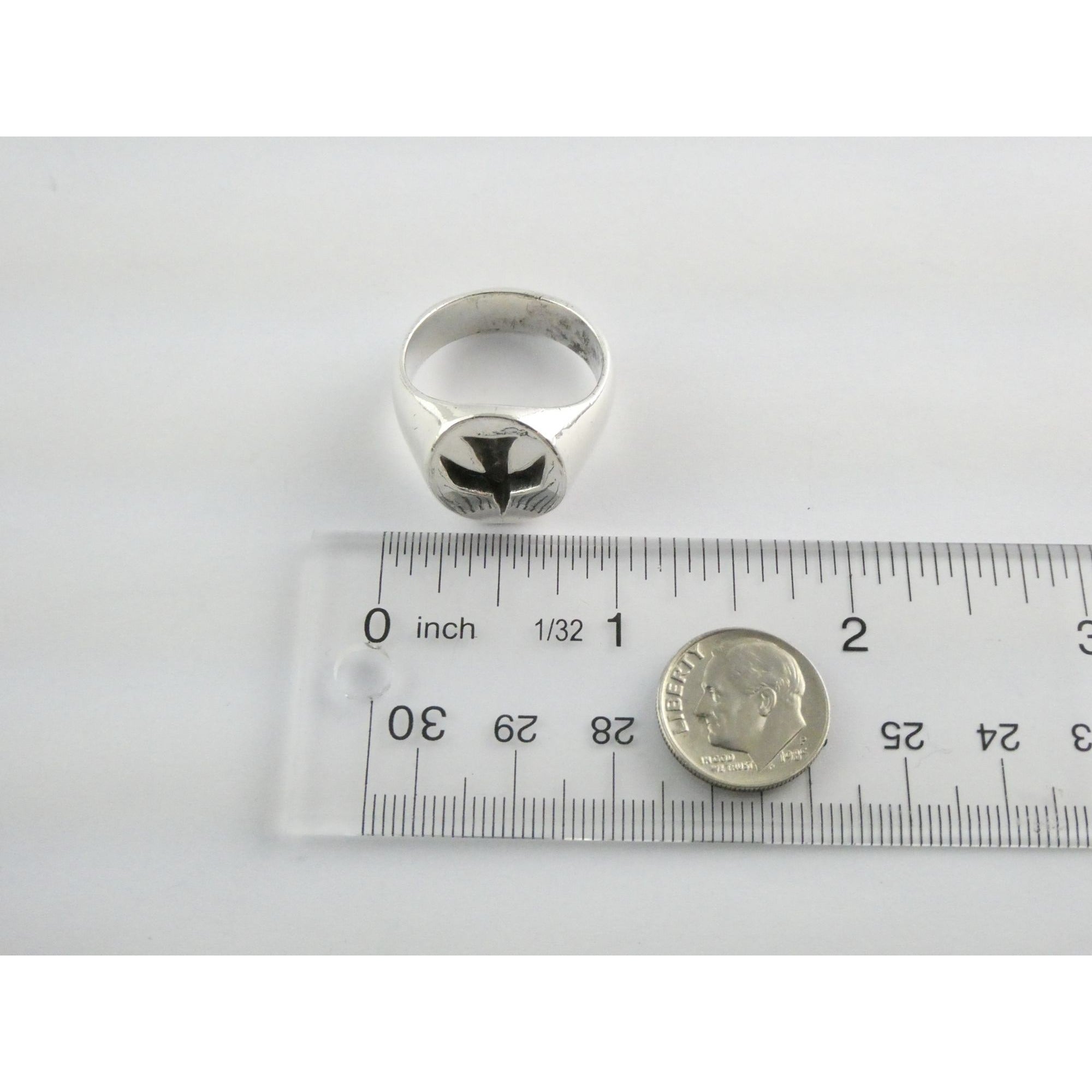 James Avery Descending Dove Concave Center Ring Size 12 Weighs 17g RETIRED Motif