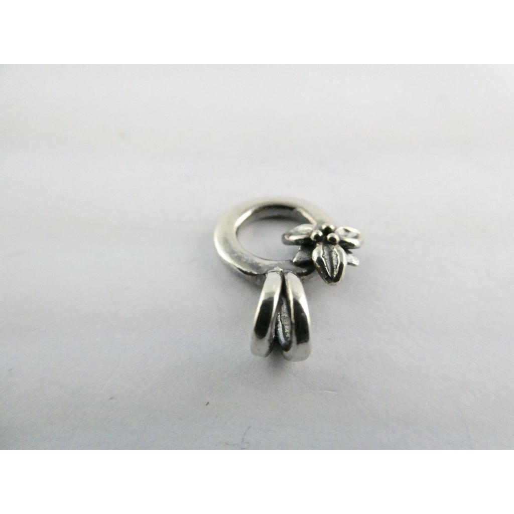 Sterling Silver Flower on Circle Pendant 2g Weight 19mm Length