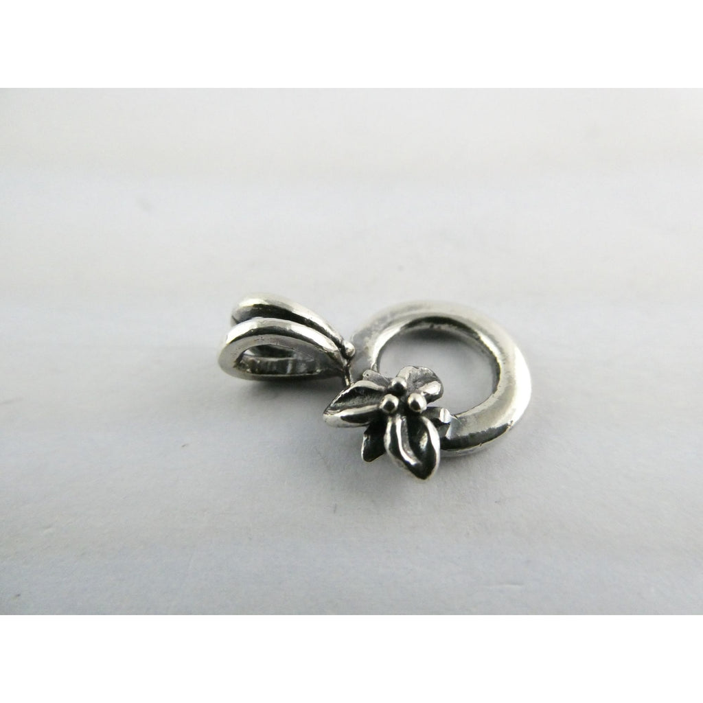 Sterling Silver Flower on Circle Pendant 2g Weight 19mm Length