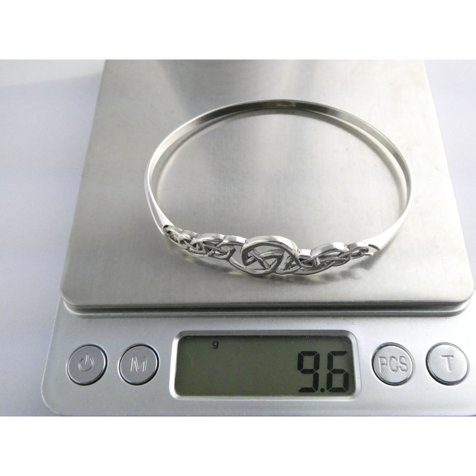 K&SH Ireland Sterling Silver Celtic Knot Bangle Bracelet 7.25 Inches 9.6g 925