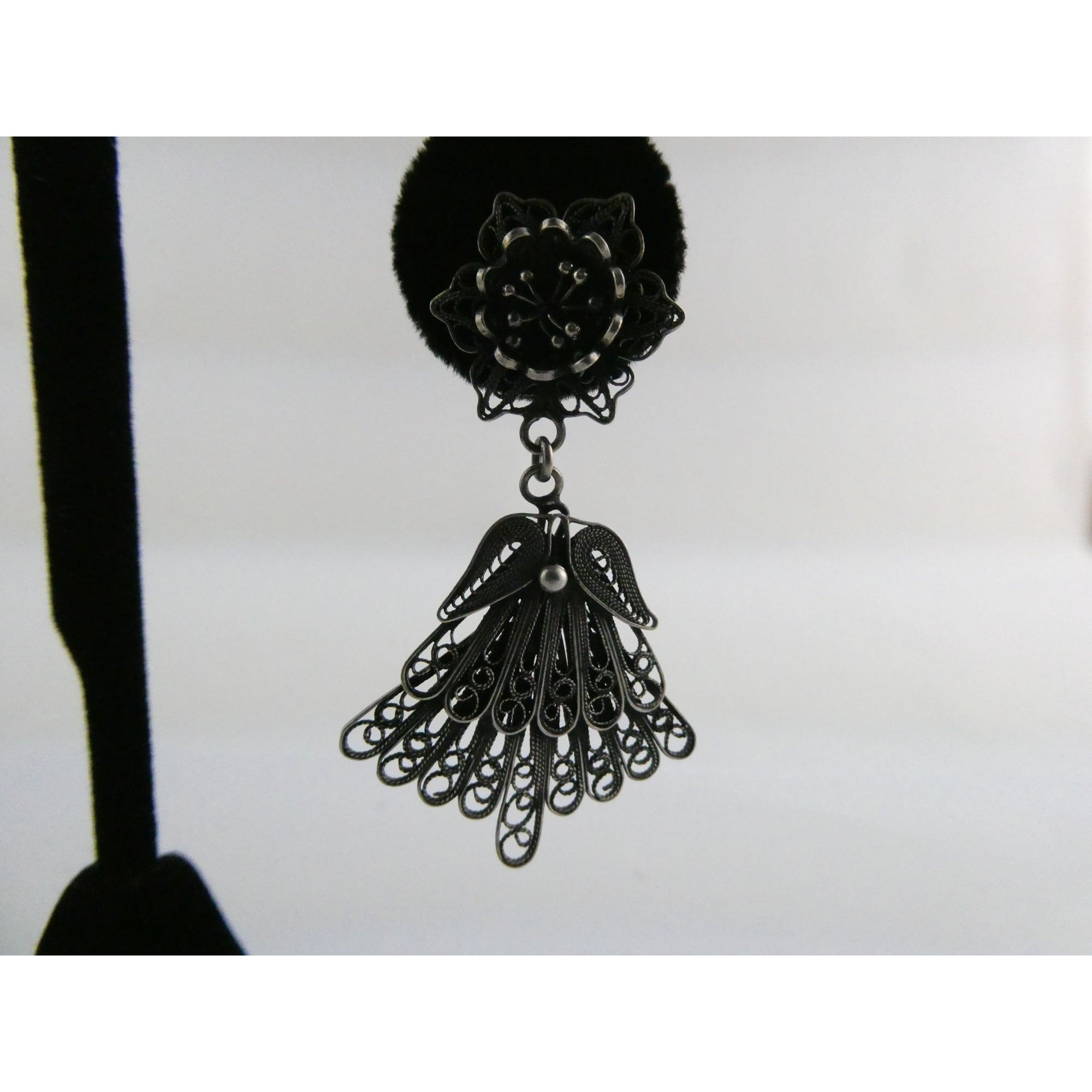 CII Sterling Silver Filigree Flower Dangling Stud Earrings 9.3g 2 Inch Length