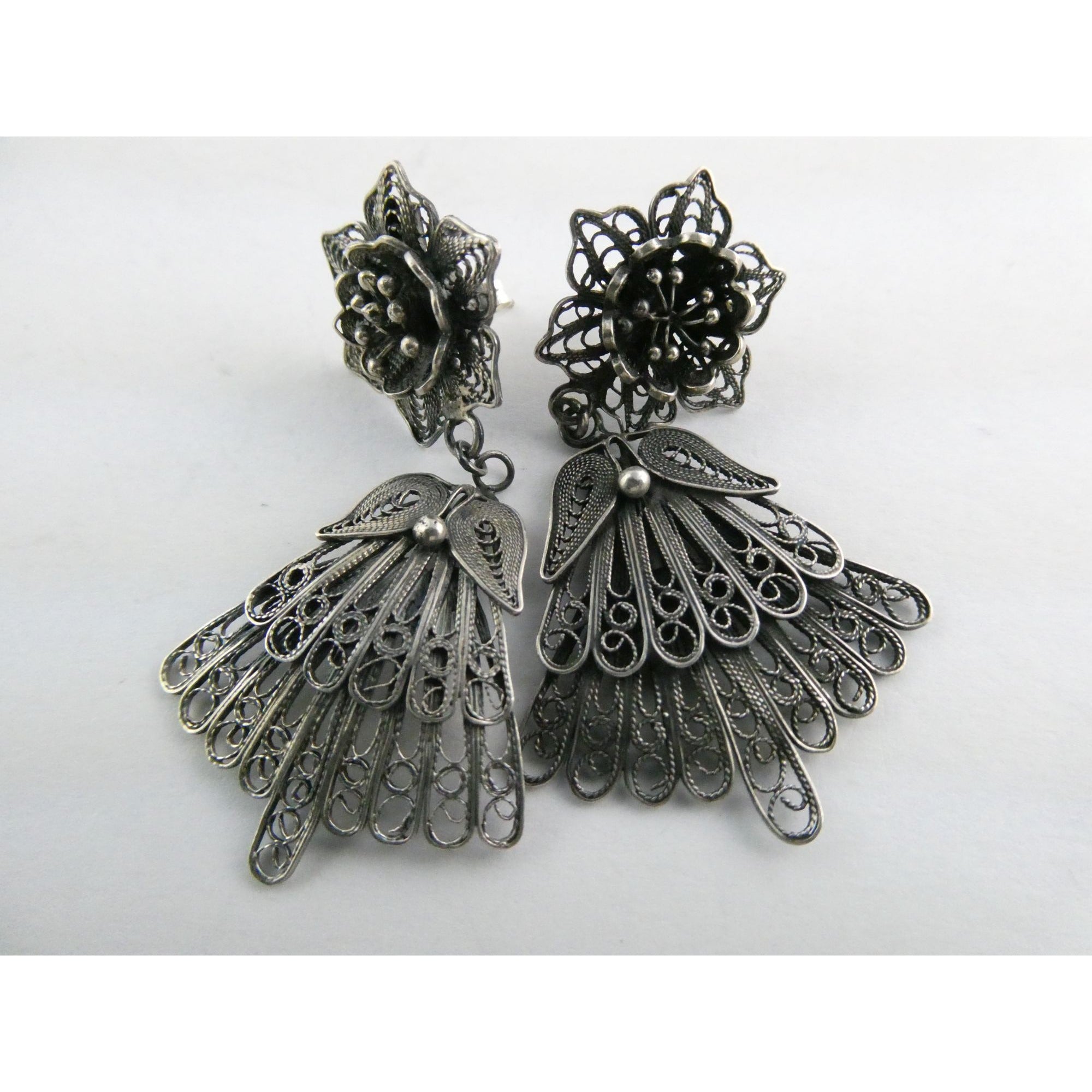 CII Sterling Silver Filigree Flower Dangling Stud Earrings 9.3g 2 Inch Length