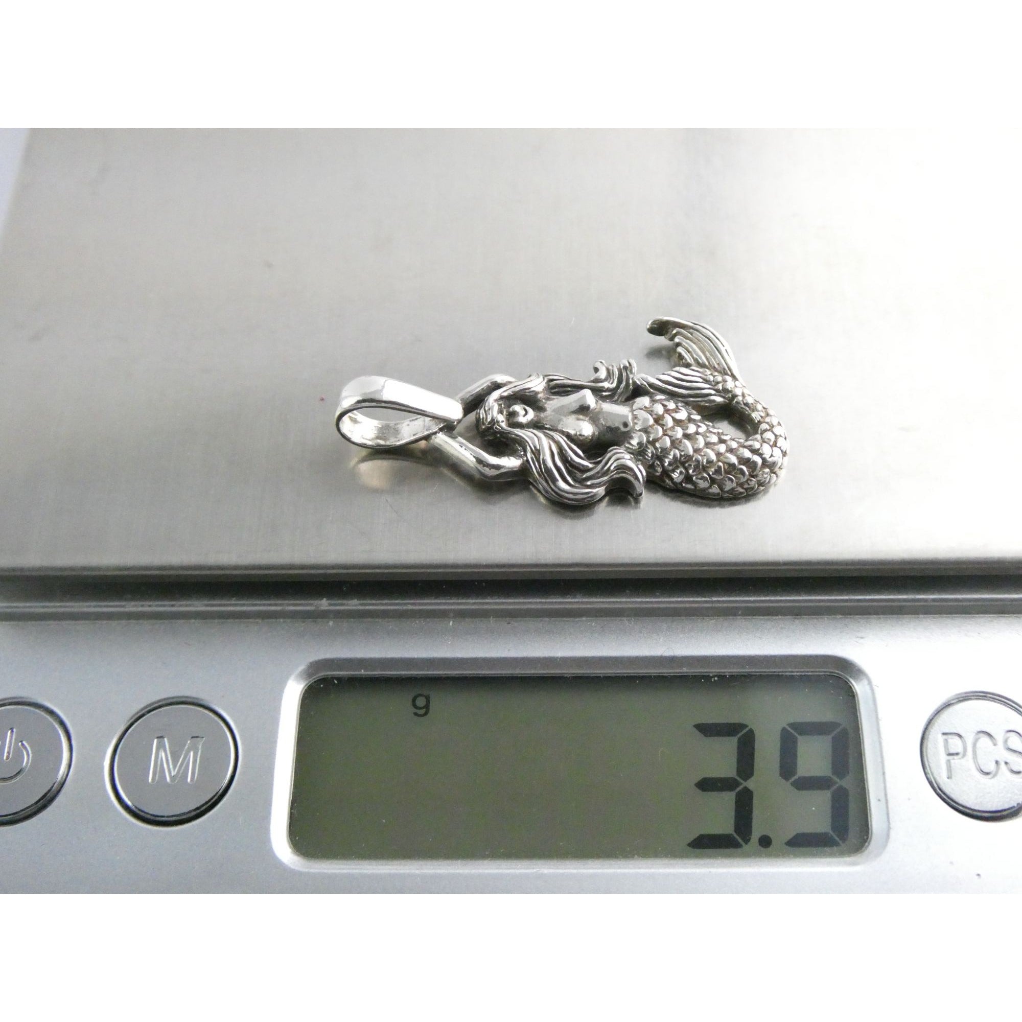 Sterling Silver Figural Mermaid Pendant 3.9g 1.25 Inch Length