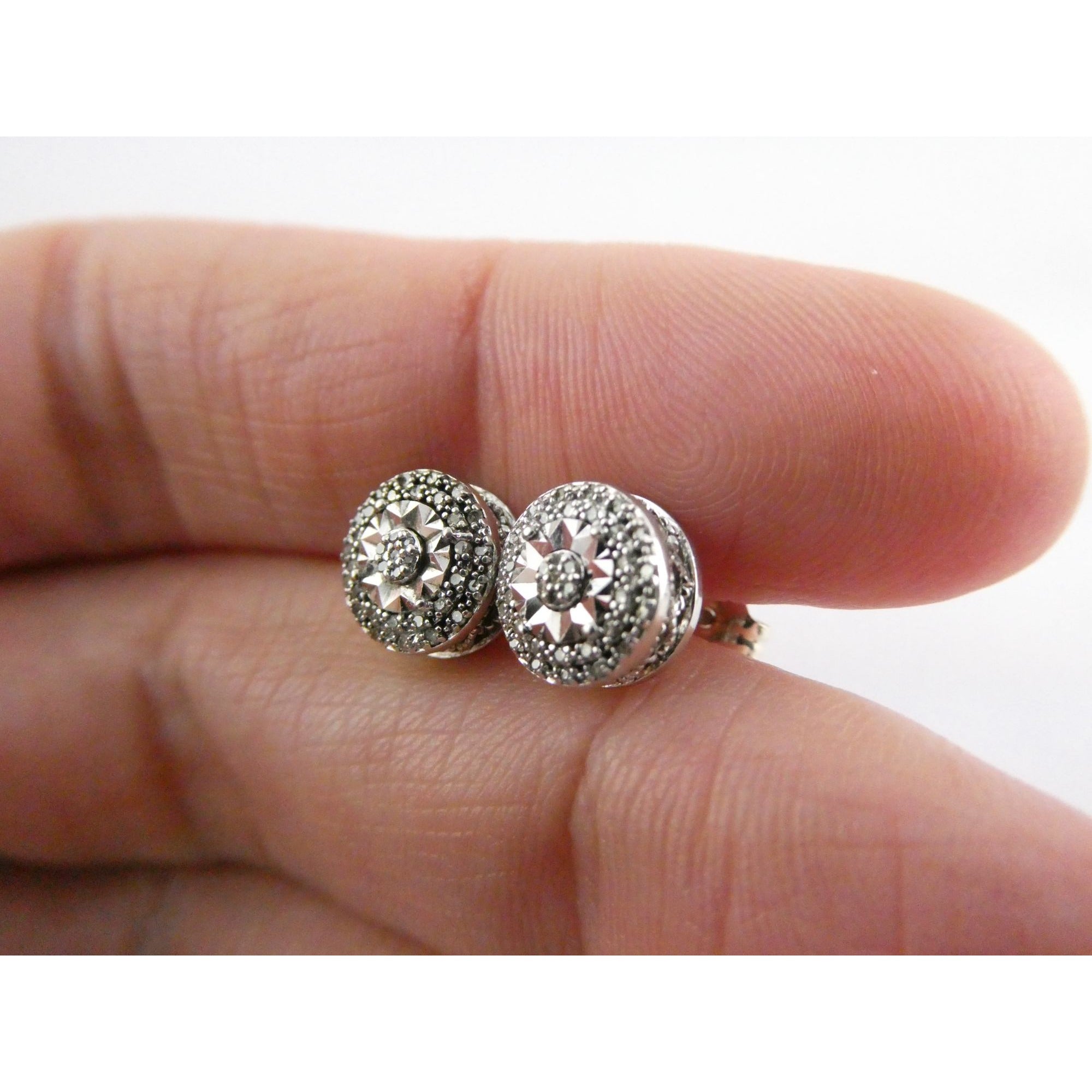 Sterling Silver Natural Melee Diamond Studded Round Earrings 925 2.2g 8.3mm