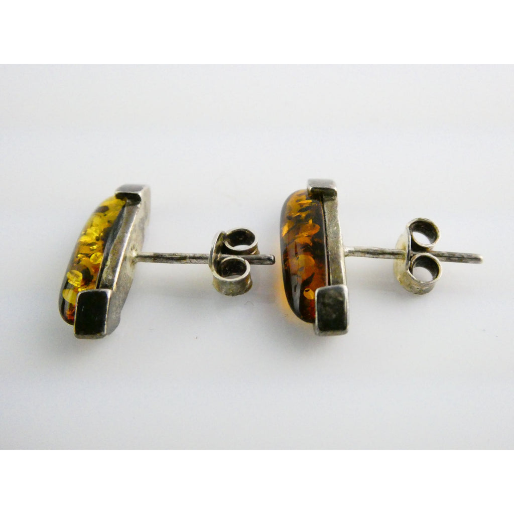 Vintage Sterling Silver Baltic Amber Pointed Cabochon Stud Earrings 3.3g .75 In