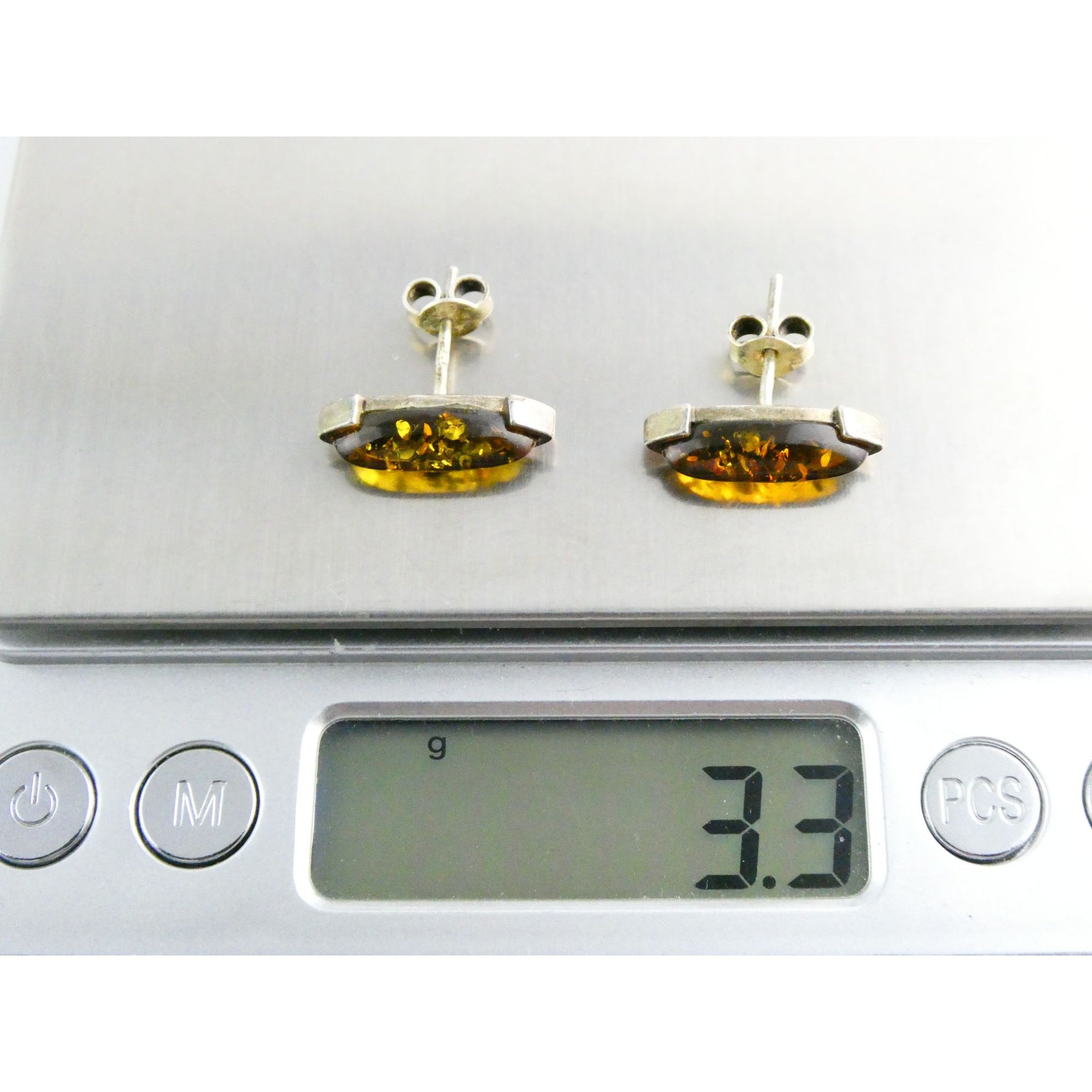 Vintage Sterling Silver Baltic Amber Pointed Cabochon Stud Earrings 3.3g .75 In