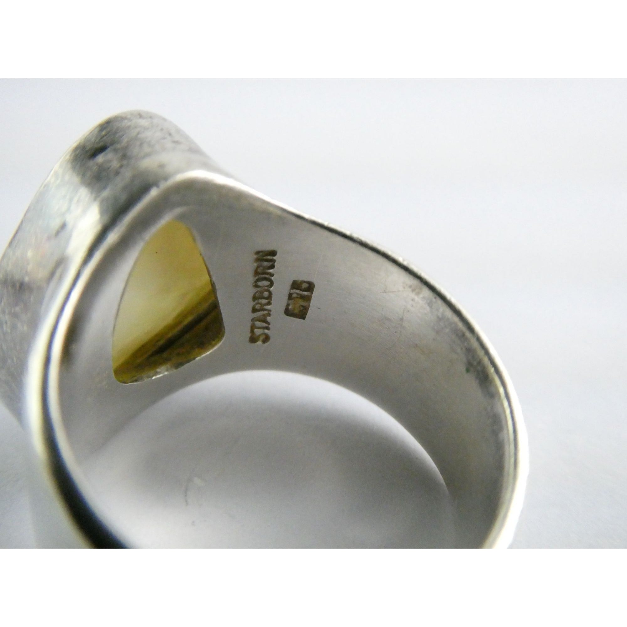 Starborn Sterling Silver Mother of Pearl Shell Statement Ring 7.5 Weighs 9.2g