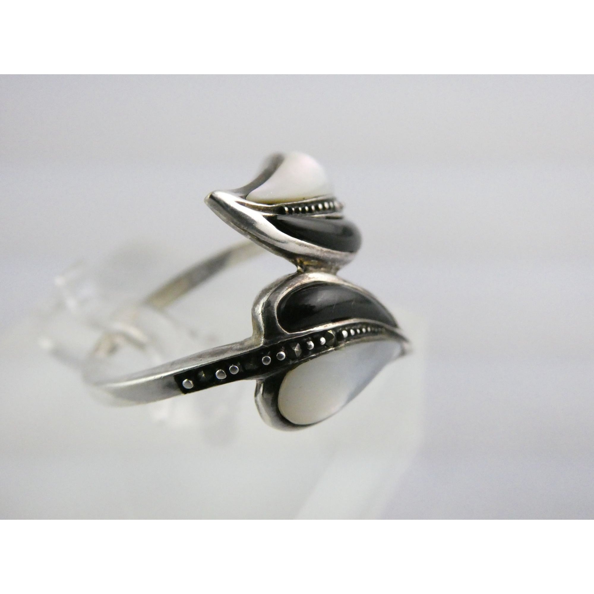Sterling Silver MOP Shell Black Onyx and Marcasite Leaves Bypass Ring Size 8 4g