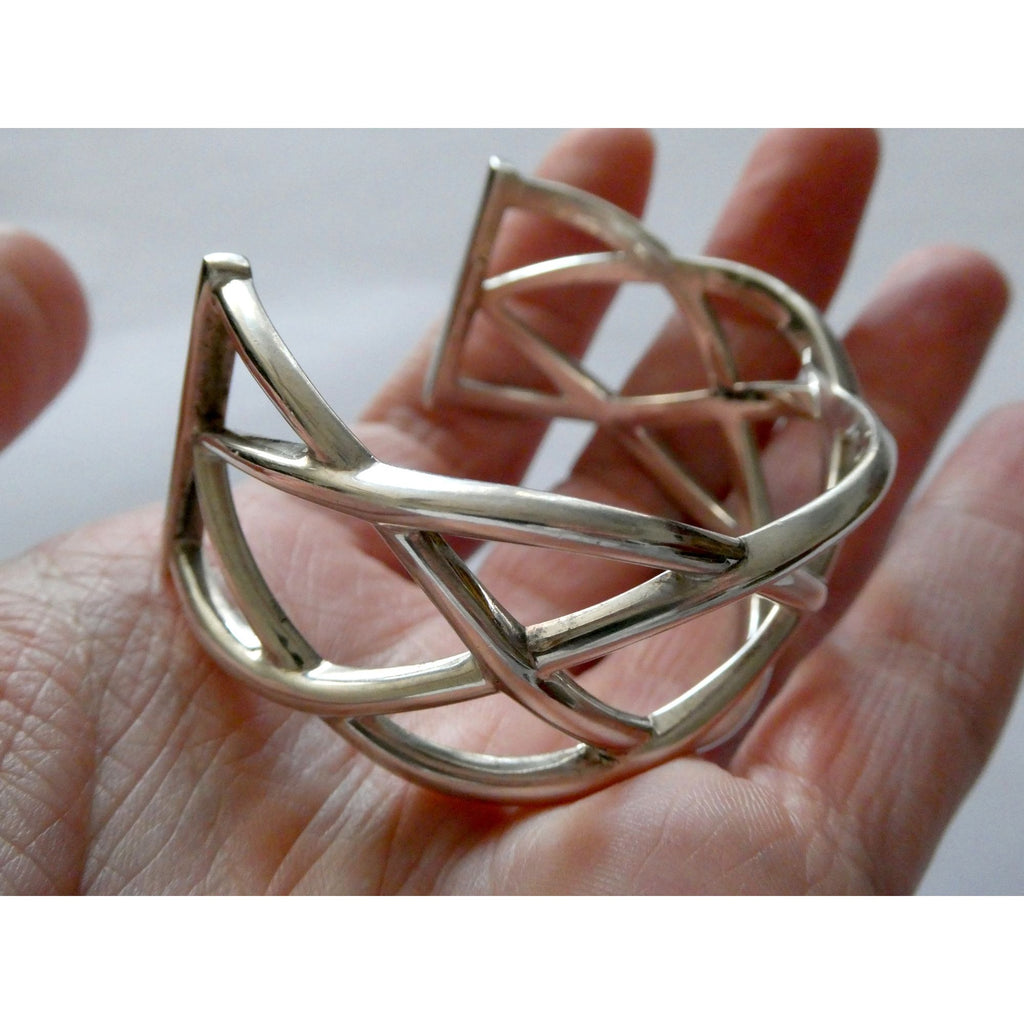 Tiffany and Co Sterling Silver Woven Cuff Bracelet Italy 44.4g 6.75 Inches w Box