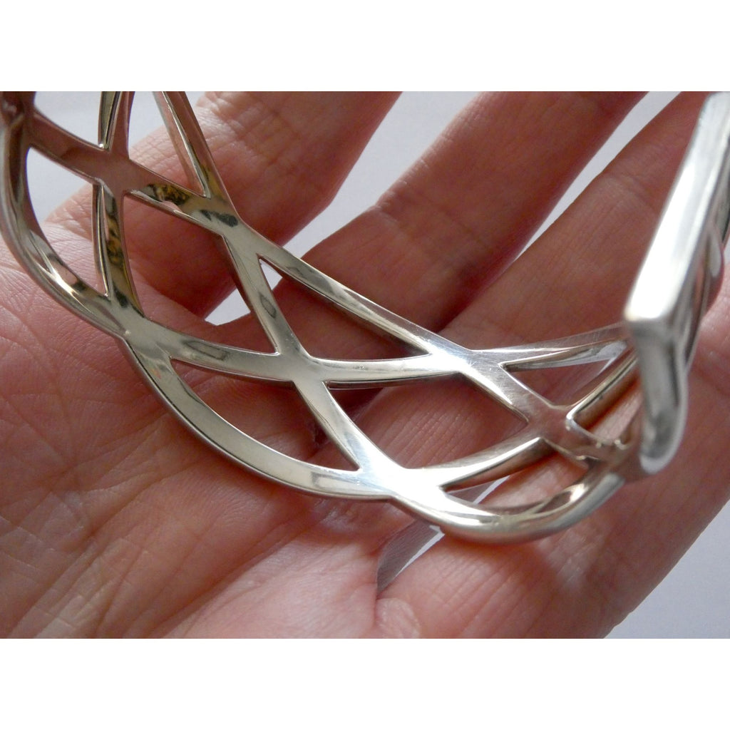 Tiffany and Co Sterling Silver Woven Cuff Bracelet Italy 44.4g 6.75 Inches w Box