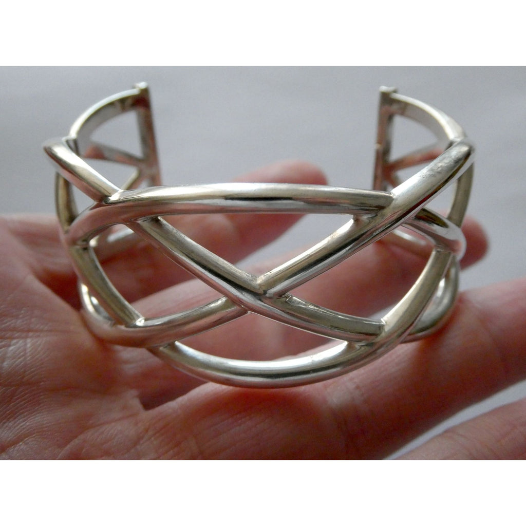 Tiffany and Co Sterling Silver Woven Cuff Bracelet Italy 44.4g 6.75 Inches w Box