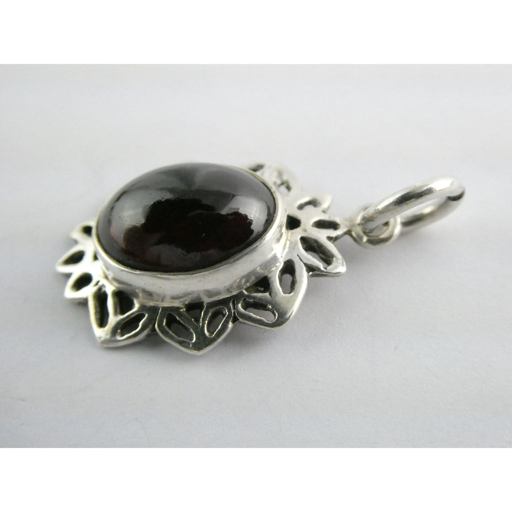 Sterling Silver Red Violet Garnet Cabochon Openwork Setting Pendant 5.4g 1.25 In