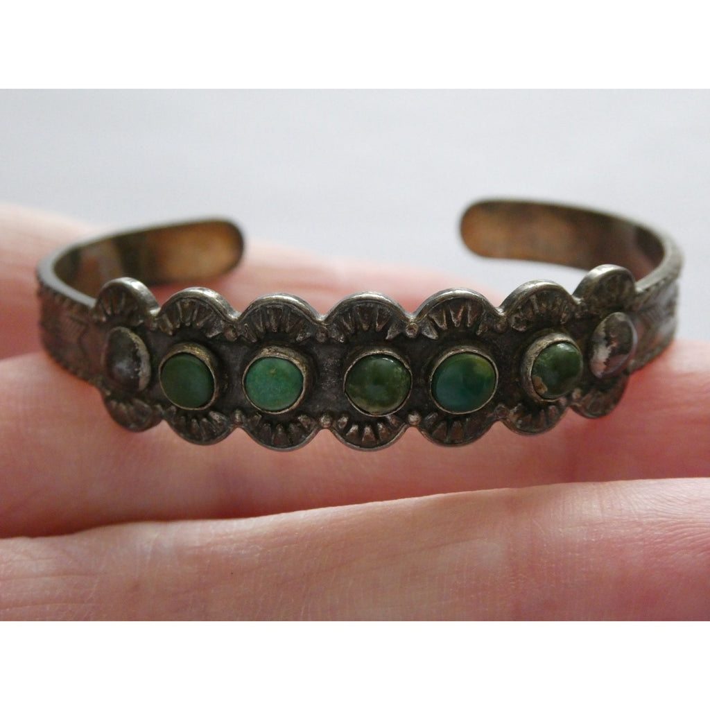 Vintage Southwestern Unmarked Sterling Silver Green Turquoise Cuff Bracelet 6 In
