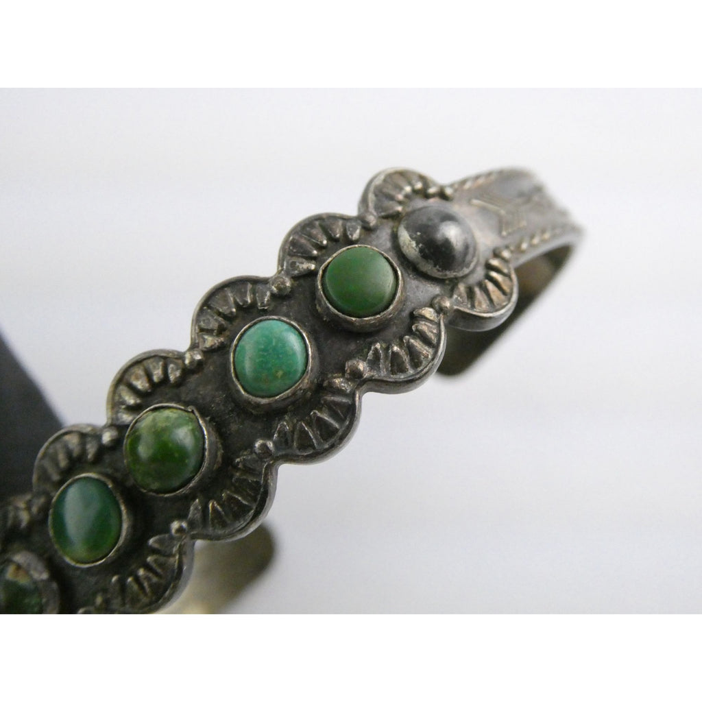 Vintage Southwestern Unmarked Sterling Silver Green Turquoise Cuff Bracelet 6 In