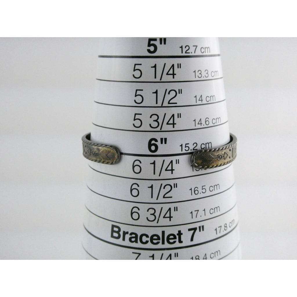 Vintage Southwestern Unmarked Sterling Silver Green Turquoise Cuff Bracelet 6 In