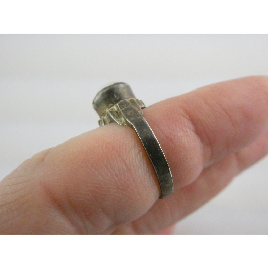 Vintage Sterling Silver Cultured Pearl Ring Size 4.75 Weighs 3.2 Grams
