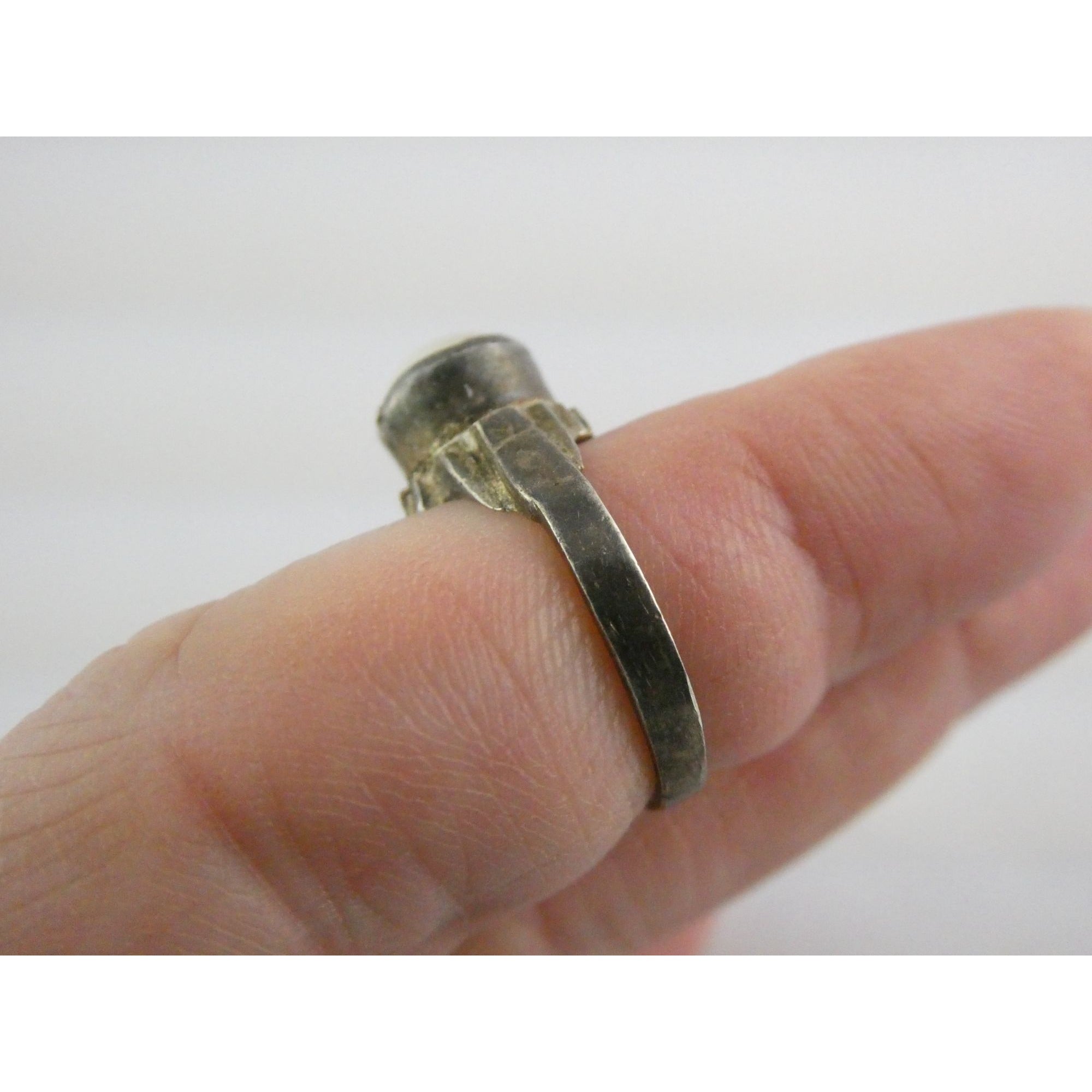 Vintage Sterling Silver Cultured Pearl Ring Size 4.75 Weighs 3.2 Grams