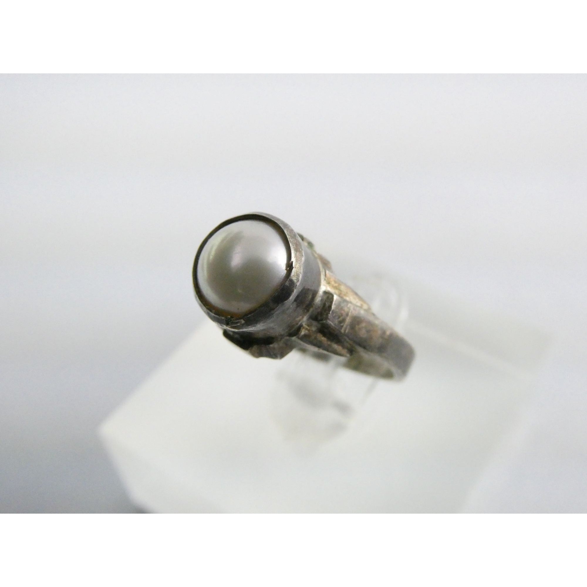 Vintage Sterling Silver Cultured Pearl Ring Size 4.75 Weighs 3.2 Grams