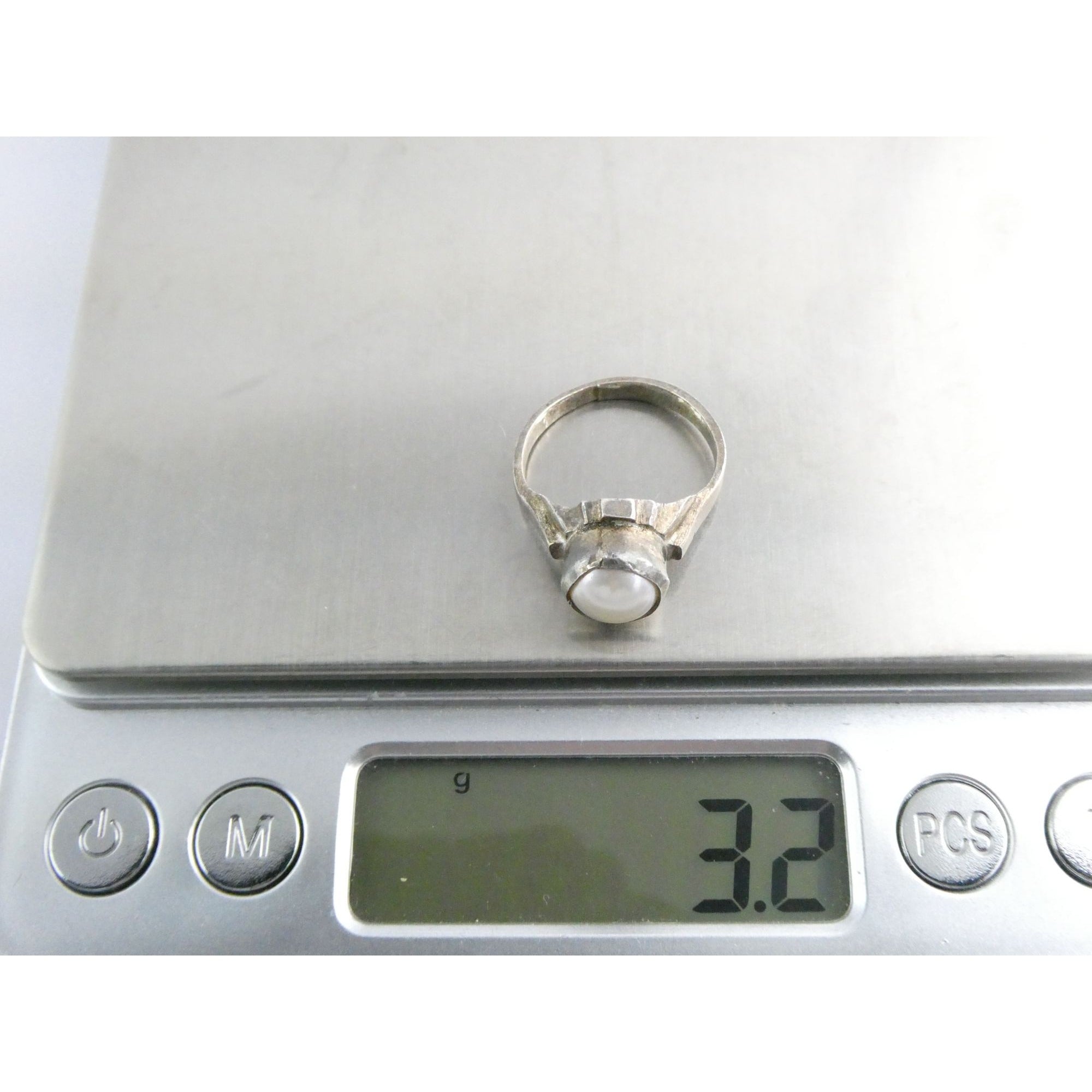 Vintage Sterling Silver Cultured Pearl Ring Size 4.75 Weighs 3.2 Grams