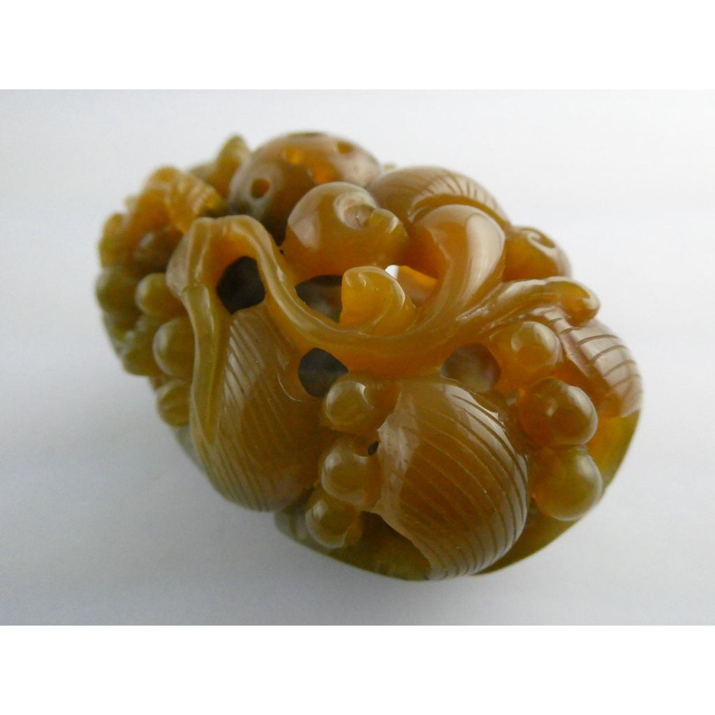 Vintage Chinese Carved Agate Dragon Hollow Paperweight Amulet Stone 3 Inch 147g