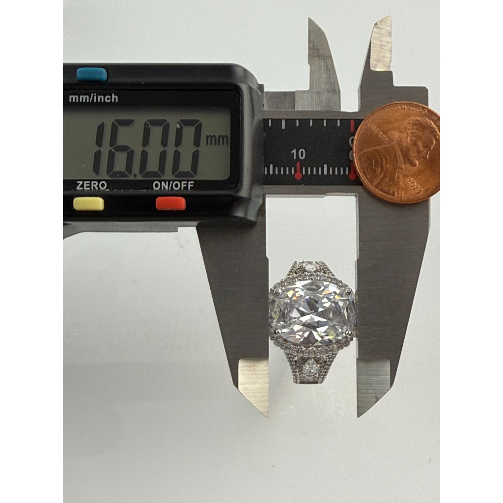 STS Sterling Silver White Crystal Encrusted Cocktail Ring Size 10 Weighs 9.4g