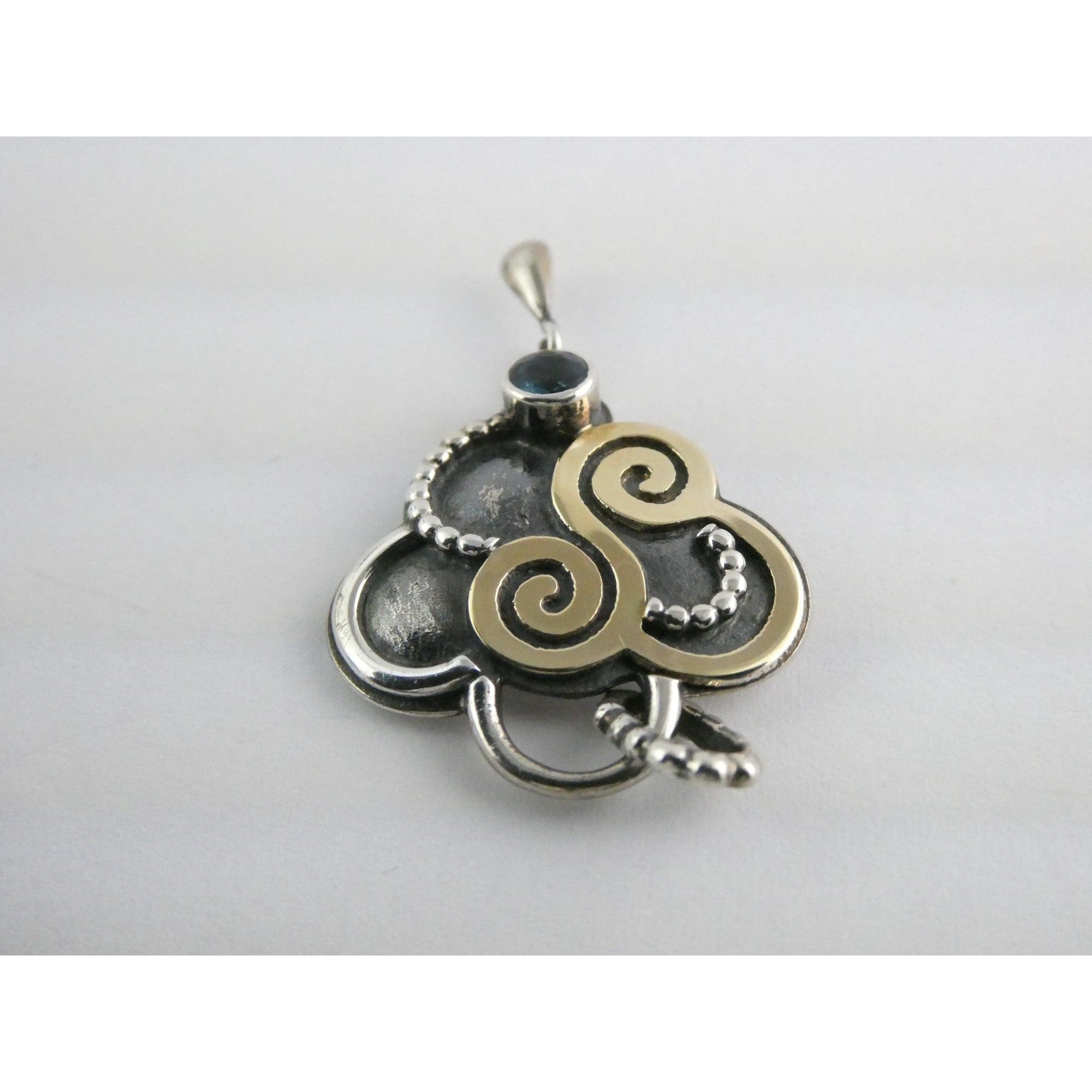 Reflective Jewelry Sterling Silver 18k Gold Cloud Topaz Pendant Paulina Ramerez