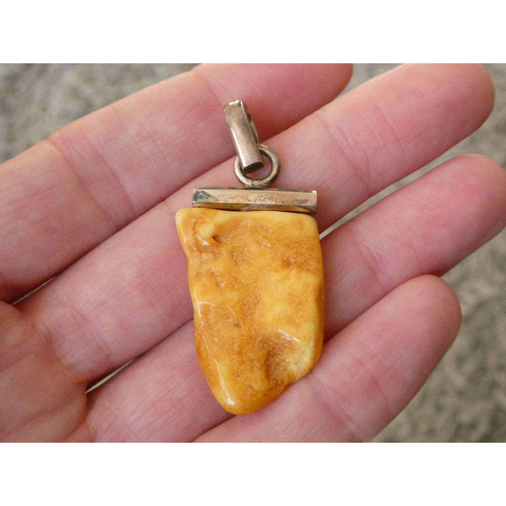 Vintage Sterling Silver Freeform Butterscotch Egg Yolk Amber Pendant 6.7g 2 Inch