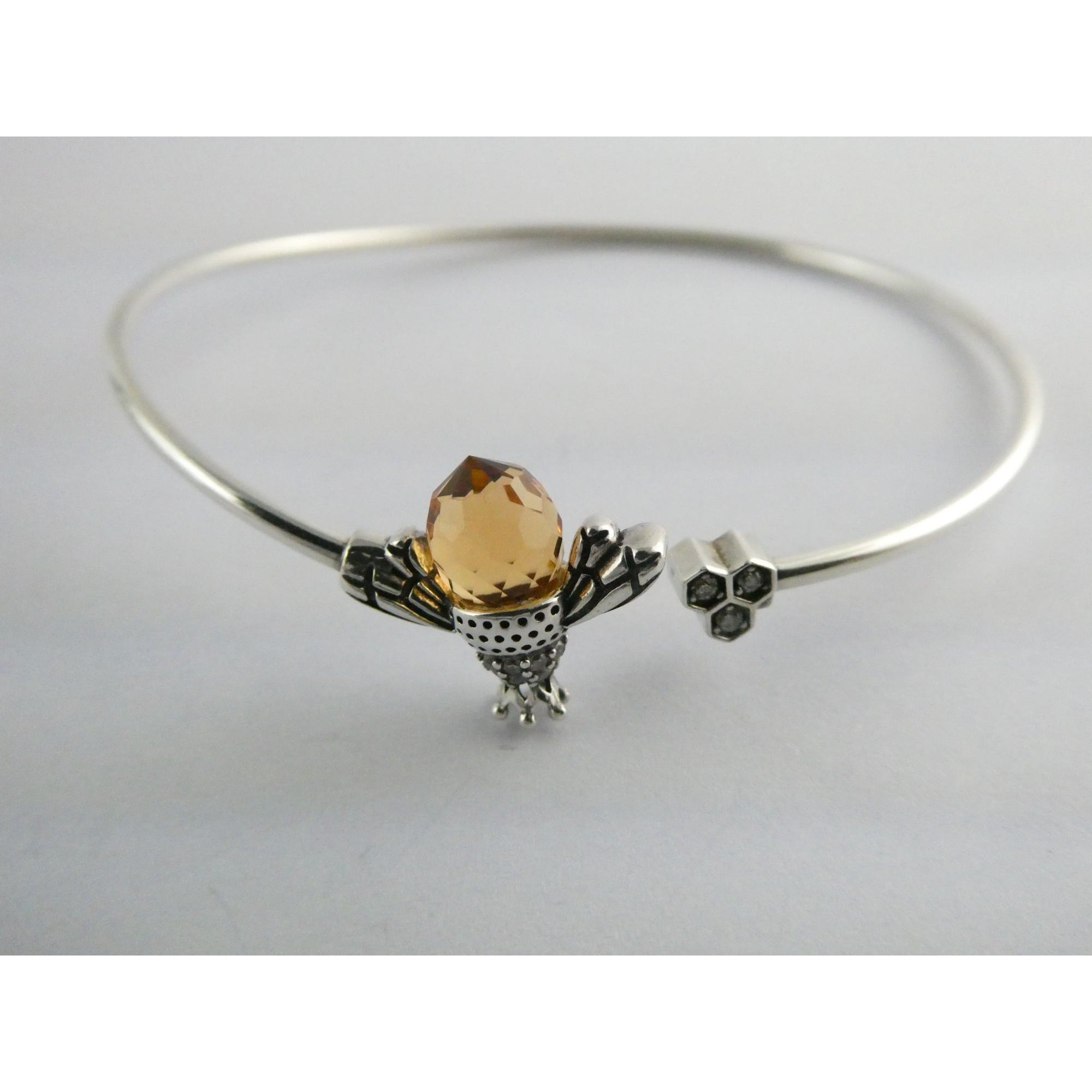 Sterling Silver Crystal Honey Bee and Honeycomb Bangle Bracelet 7.25 Inches 5.8g