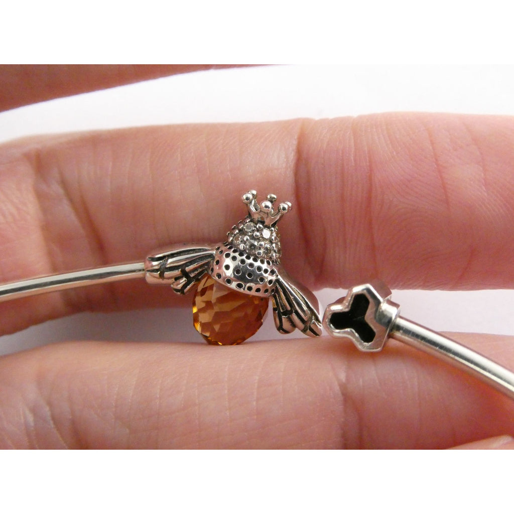 Sterling Silver Crystal Honey Bee and Honeycomb Bangle Bracelet 7.25 Inches 5.8g