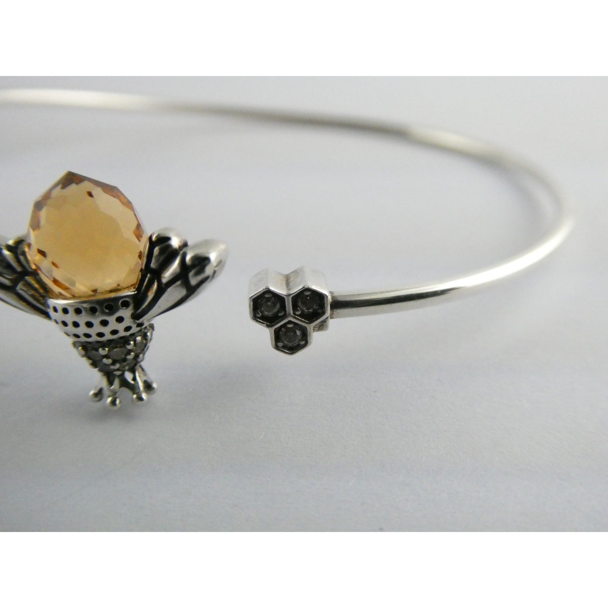 Sterling Silver Crystal Honey Bee and Honeycomb Bangle Bracelet 7.25 Inches 5.8g
